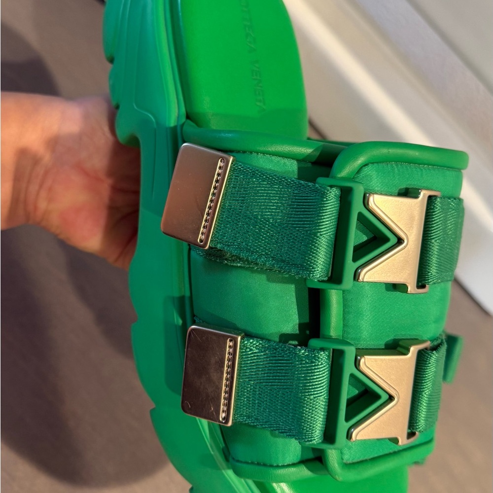 Othr Green Buckle Platform Clog Mule - Picture 5 of 5